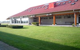 Aero Hotel & Etterem  3*